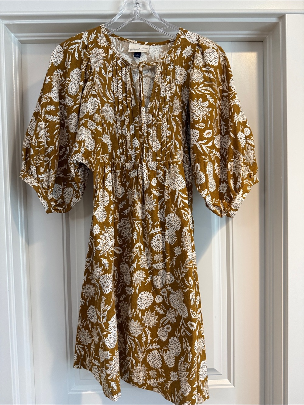 Women's Floral Puff-Sleeve Tunic Dress in Mustard and cream
